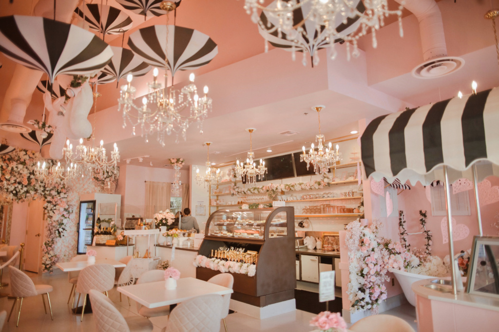 The Cutest Pink Coffee Shop in LA That You NEED On Your Instagram Feed -  Bloom by Kayla